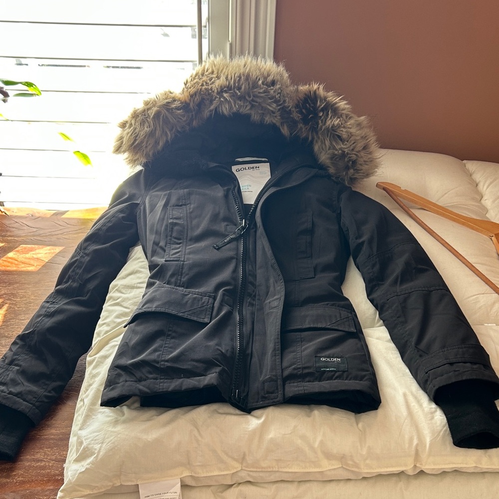 Golden by TNA “warmest park” Black Jacket with Fur Hood